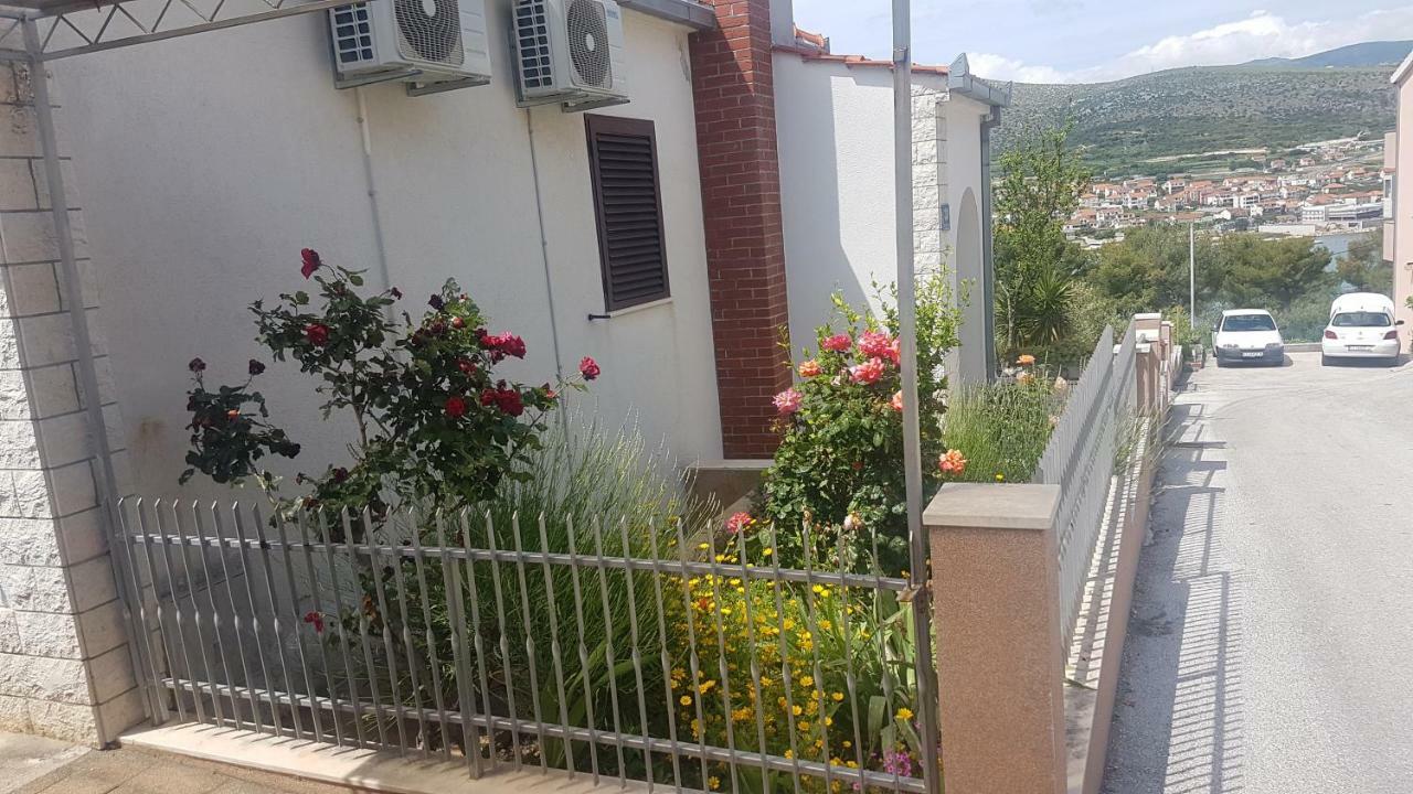 Ferienhaus Maria Trogir Exterior foto