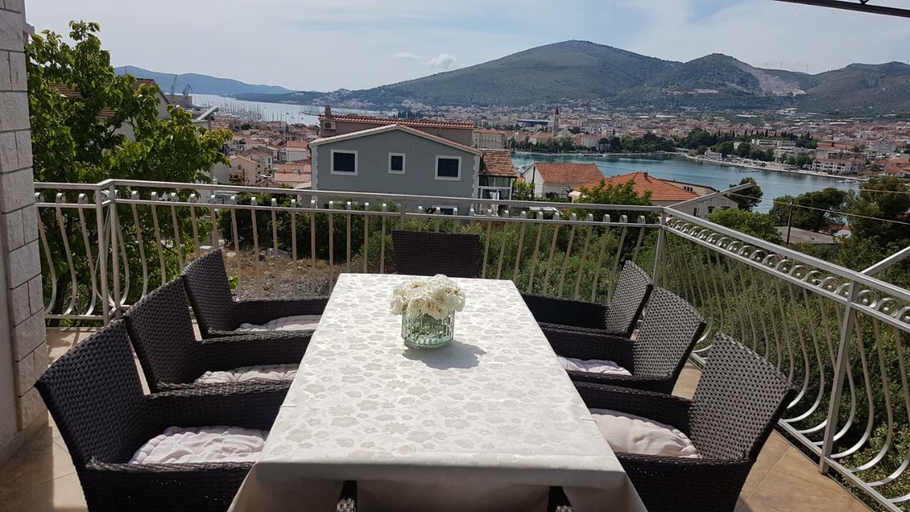 Ferienhaus Maria Trogir Exterior foto